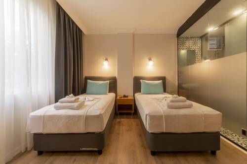 Tema Lara Hotels