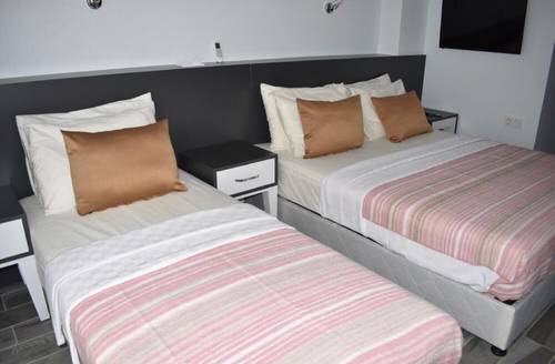 Bone Apart Otel