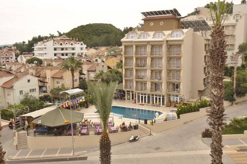 Club Dorado Hotel