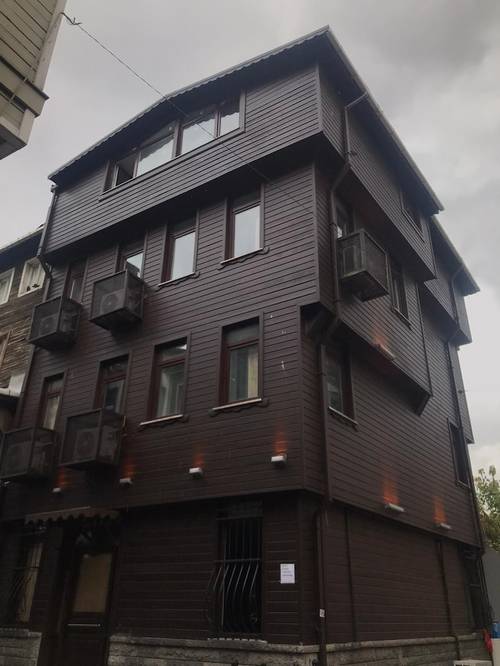Musk Hostel