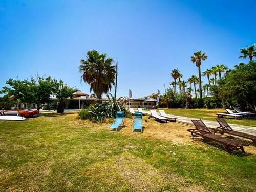 ION CLUB Windsurf Beach