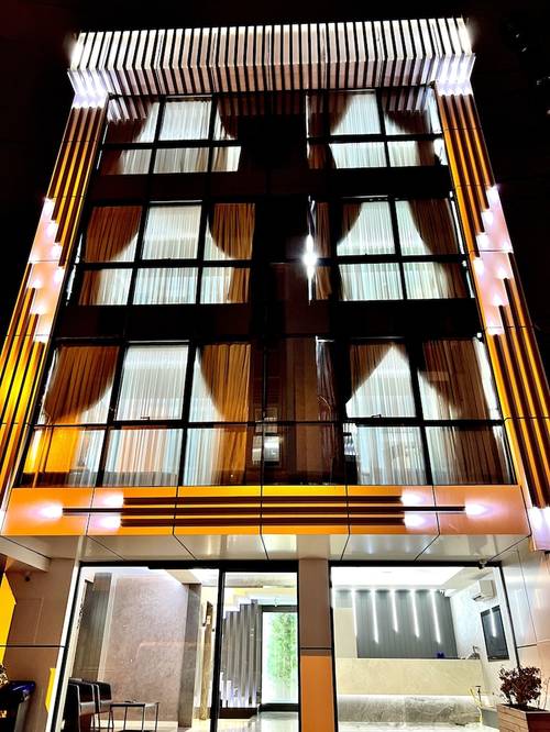 Forever 21 Hotel