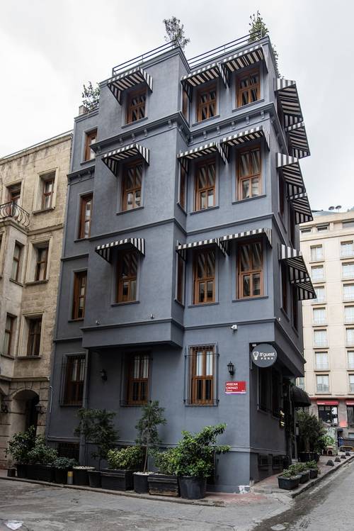 Bguest Pera Suites