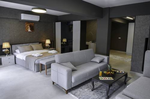 Fabl Haus
