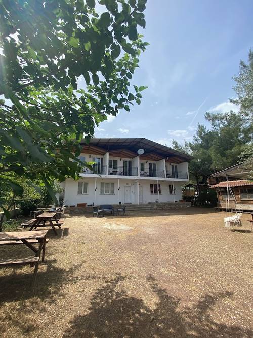 Aley's Home Apart