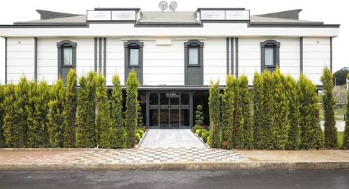 Garden Mode Airport Hotel