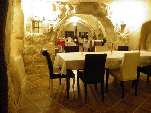 Akcave Suites & Resort