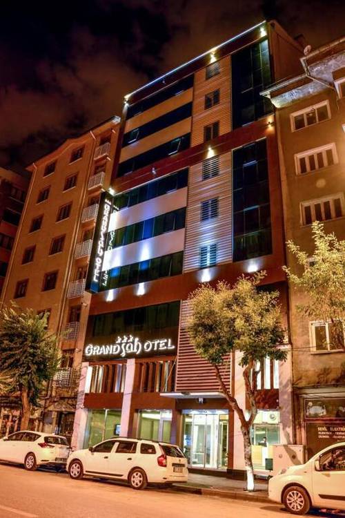 Zin Hotel