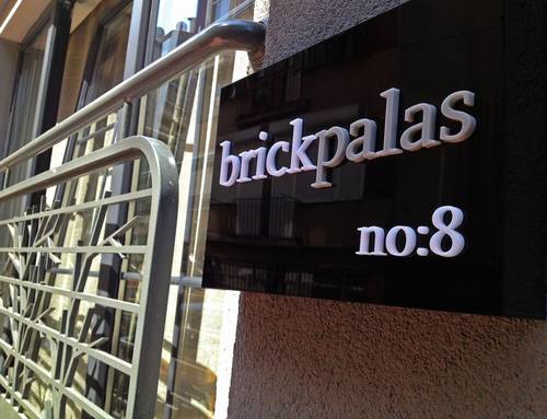 Brick Palas