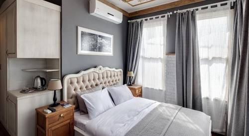 Loka Suites