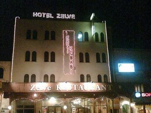Hotel Zelve