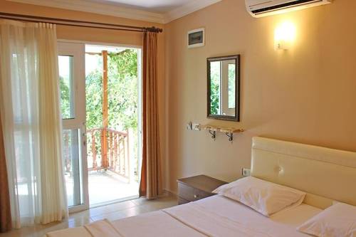 Kiyi Hotel