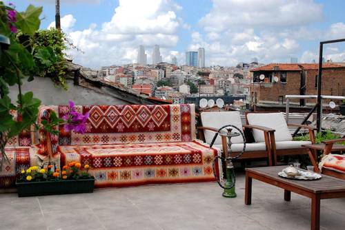 Nicoleport Hotel
