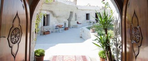 Suzanas Cave Hotel