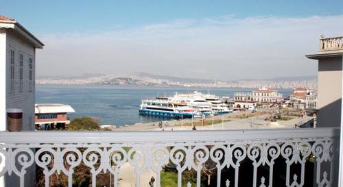 Büyükada Royal Hotel