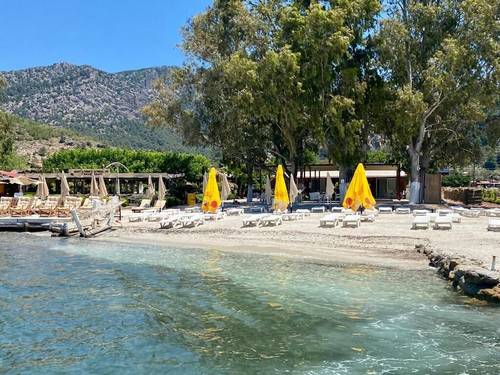 Mavi Yengec Restaurant & Bungalows