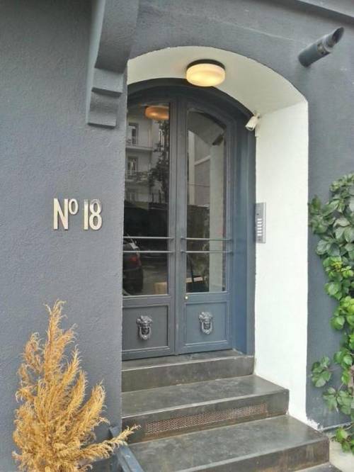 No 18 Boutique