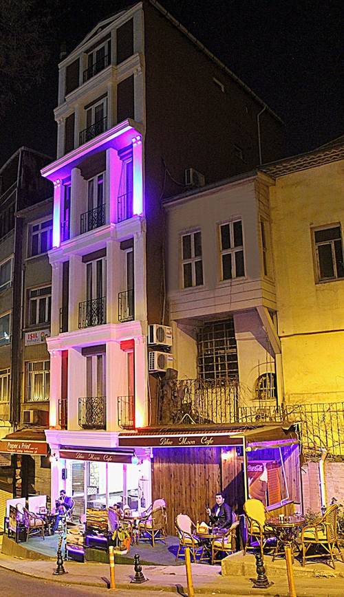 Blue Moon Apart Hotel