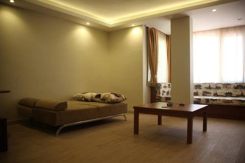 Honey House Apartment