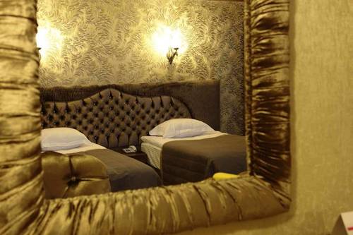 Sarr Tac Mahal Hotel
