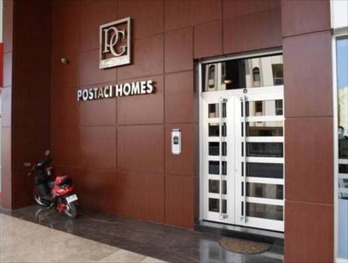 Postaci Homes