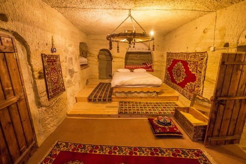 Natureland Cave Hotel