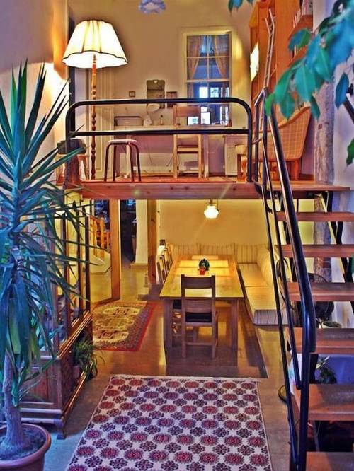 Eolya Guest House