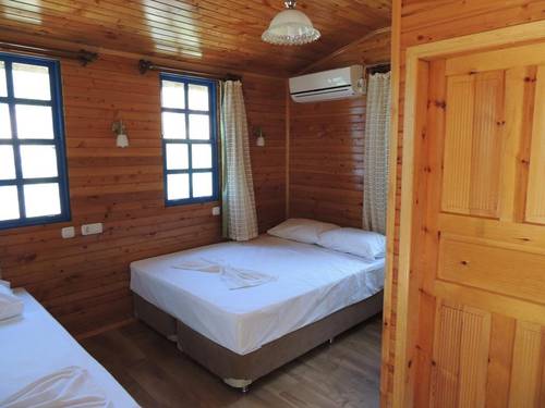 Helios Gunes Camping