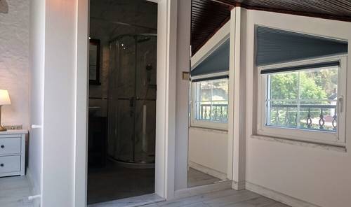 Nar Suites