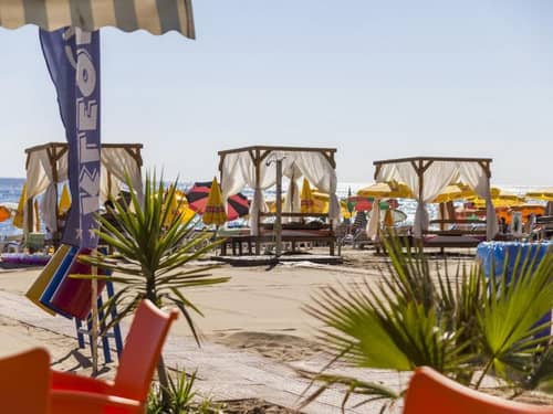 Melissa Kleopatra Beach