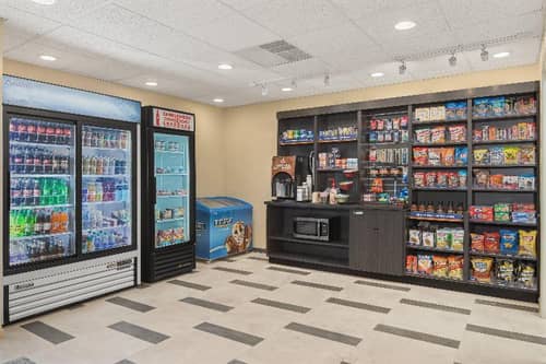 Candlewood Suites Charlotte - Arrowood