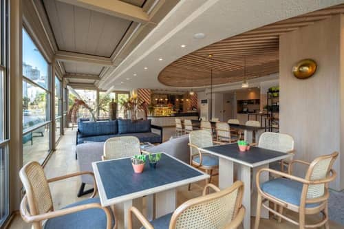 Oli Hotel & Suites