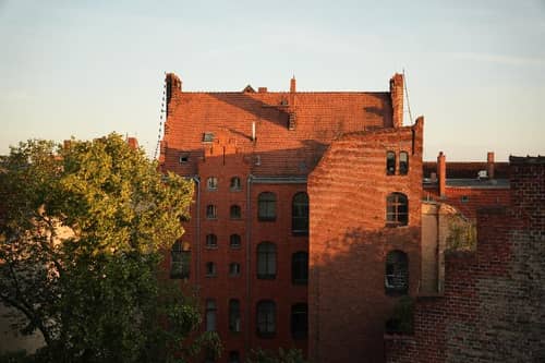 Carlotta Apartments