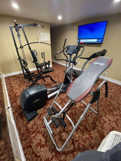 Baymont by Wyndham College Park Atlanta Airport S