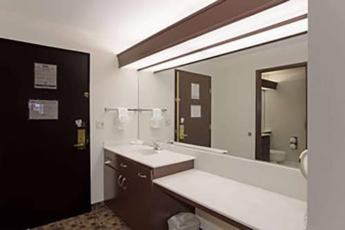 Sojourn Suites Portland Airport