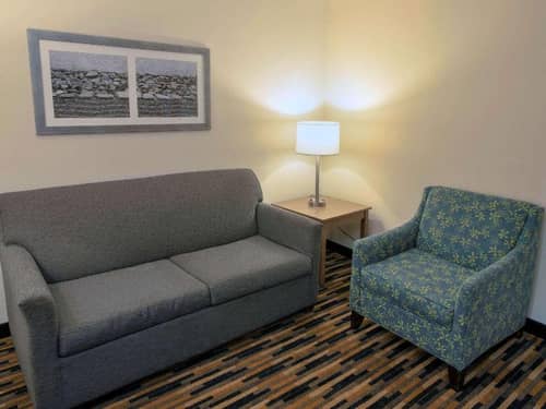 Quality Suites Lake Wright - Norfolk Airport