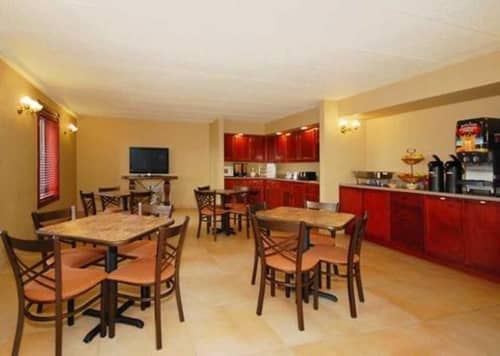 Rodeway Inn Norfolk