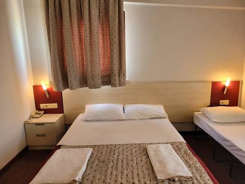 Carna Garden Hotel