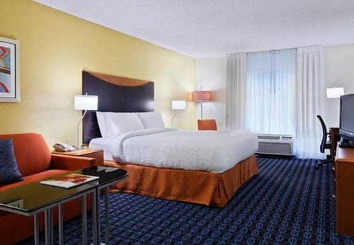 Fairfield Inn & Suites Charlotte Arrowood