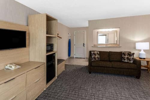 Days Inn by Wyndham Duluth/By Miller Hill Mall