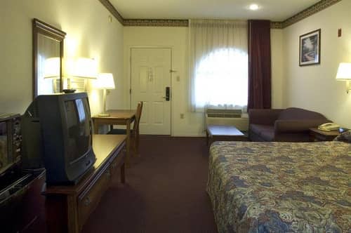 Budget Host Hempstead Inn