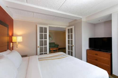 La Quinta Inn & Suites Jacksonville Butler Boulvar