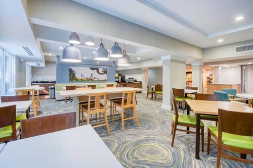 Fairfield Inn & Suites Raleigh Crabtree Valley