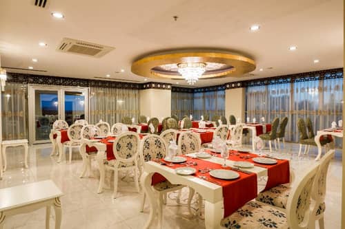 Throne Beach Resort & SPA