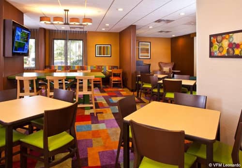 Fairfield Inn & Suites Houston Hobby Airport