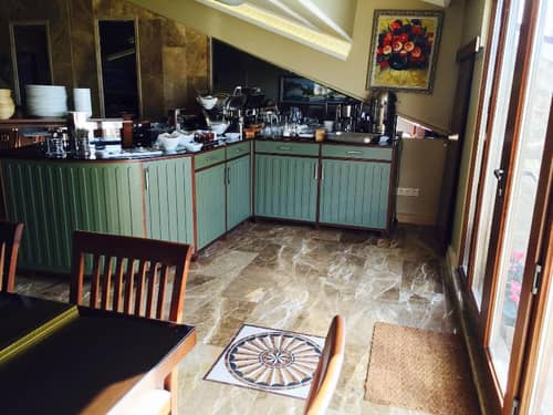 Kadikoy Park Suites Hotel