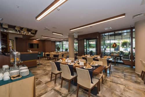 Boursier Hotel