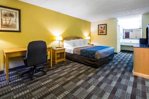SureStay by Best Western Jacksonville Airport