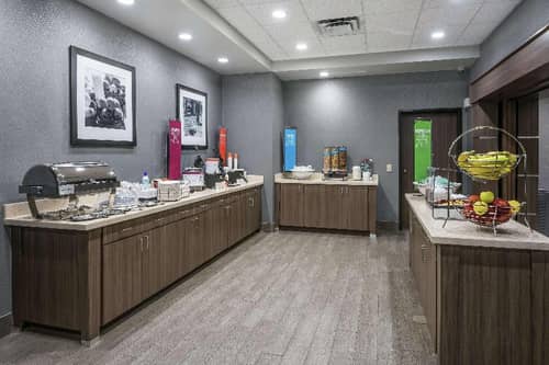 Hampton Inn Suites Portland Corpus Christi