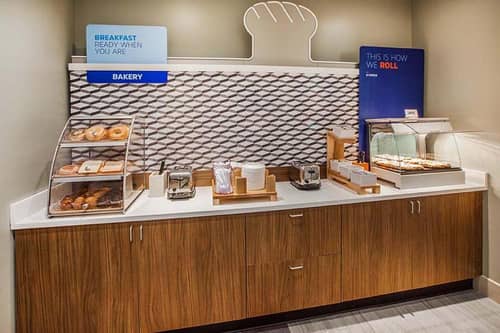 Holiday Inn Express and Suites Round Rock - Austin